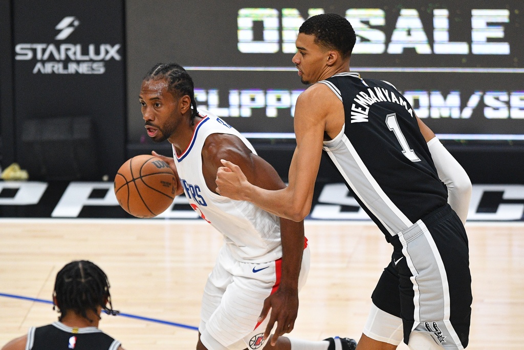 ESPN:快船人心惶惶担心成为下个马刺 小卡伤情被视为神圣的秘密